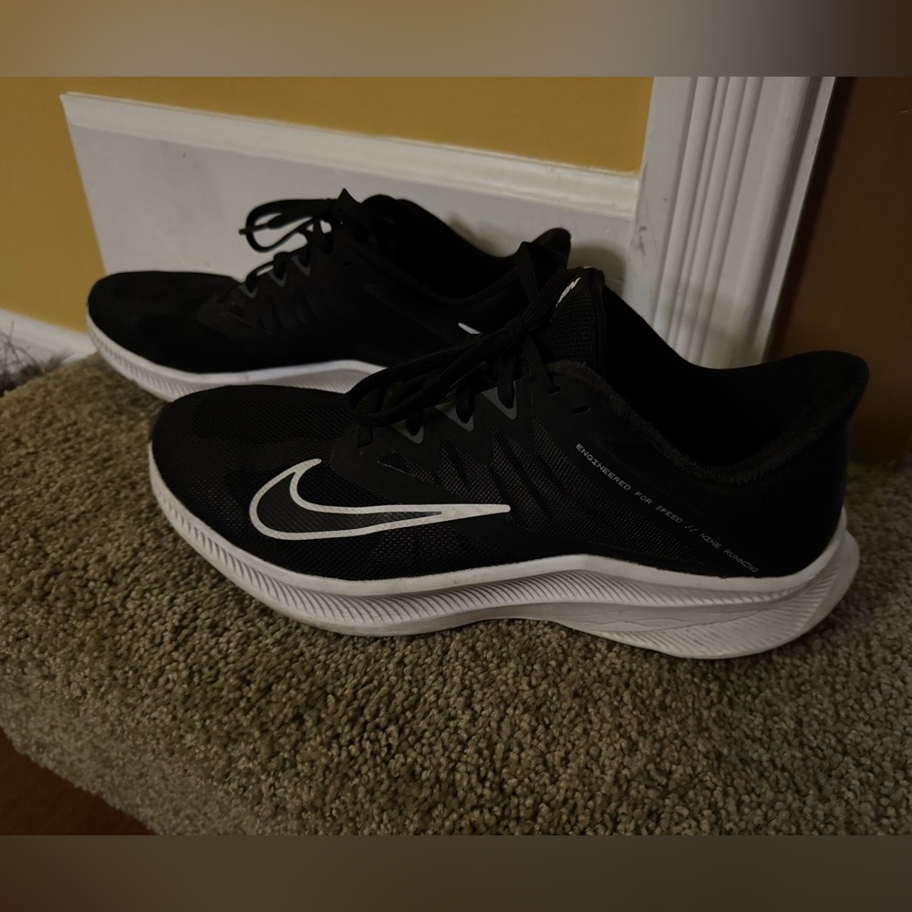 Nike (Women’s) Black Running Shoes